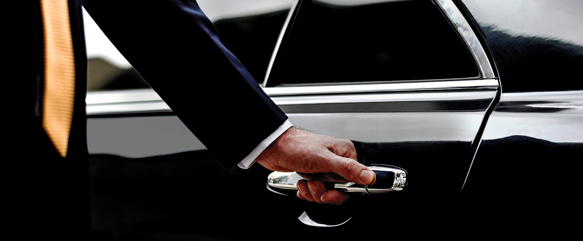 Hourly Chauffeur in Weston, CT